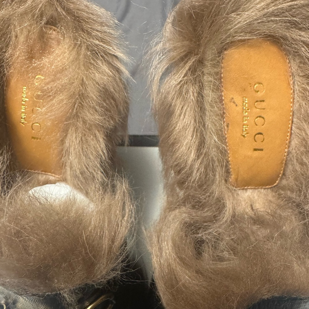 Gucci Black Mules with Tan Fur Accent - Picture 7 of 11